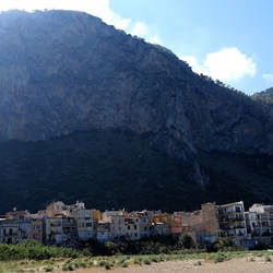 PERIFERIE. Fotografie di Giulio Azzarello &copy;2022.