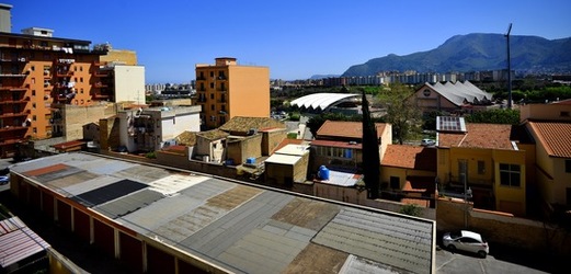 PERIFERIE fotografie di Giulio Azzarello ©2019.