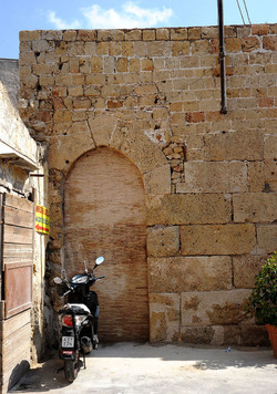 CASTELLO di Mare dolce a Palermo archeo sito arabo normanno panoramiche e particolari. Fotografie di Giulio Azzarello &copy;2014.