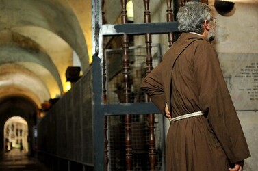 LE CATACOMBE dei cappuccini a Palermo in Sicilia. Fotografie di Giulio Azzarello &copy;2014.