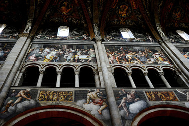 PARMA centro storico. Fotografie di Giulio Azzarello &copy;2016.