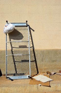 SCARPE di persone povere. Fotografie di Giulio Azzarello &copy;2016.
