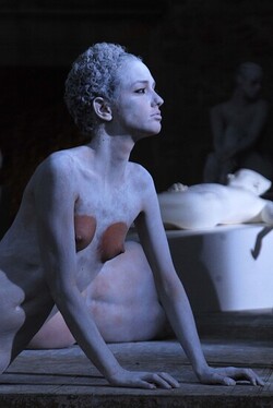 VANESSA BEECROFT allo Spasimo di Palermo alcuni momenti. Fotografie di Giulio Azzarello &copy;2014.