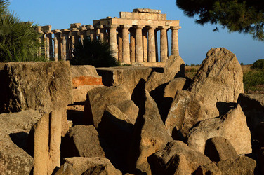 SELINUNTE il sito e parco archeologico. Fotografie di Giulio Azzarello &copy;2014.