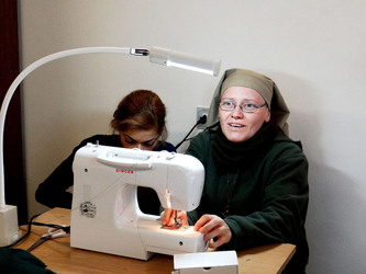 MISSIONE un documentario di P.Scimeca. Fotografie di Giulio Azzarello ©2015 2016. MISSIONE un documentario di P.Scimeca. Fotografie di Giulio Azzarello ©2015 2016.