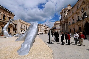 SIRACUSA arte a Ortiggia. Fotografie di Giulio Azzarello &copy;2014.