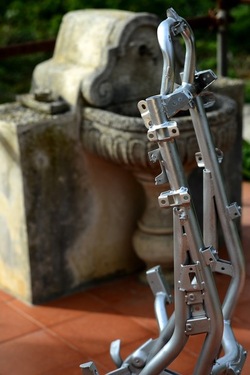 TELAIO. Fotografie di Giulio Azzarello &copy;2023.