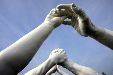 LE MANI DI LORENZO QUENN Biennale di Venezia. Fotografie di Giulio Azzarello &copy;2020.