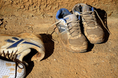 SCARPE di persone povere. Fotografie di Giulio Azzarello &copy;2016.