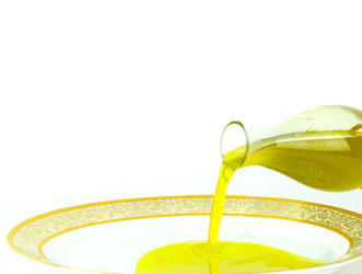 OLIO DI OLIVA di Sicilia. Fotografie di Giulio Azzarello &copy;2016.