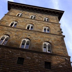 FIRENZE fotografie di Giulio Azzarello &copy;2022.