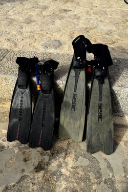 MONDELLO. Fotografe di Giulio Azzarello &copy;2023.