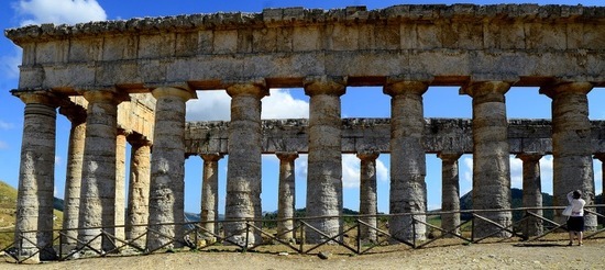 SEGESTA sito archeologico. Fotografie di Giulio Azzarello ©2018.