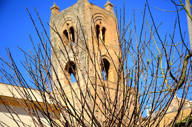 MONREALE in Sicilia. Fotografie di Giulio Azzarello &copy;2016.