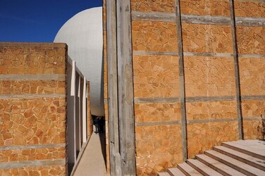 LA CHIESA MADRE a Gibellina nel Belice in Sicilia. Fotografie di Giulio Azzarello &copy;2014.