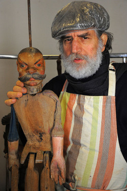 MIMMO CUTICCHIO puparo siciliano ritratti. Fotografie di Giulio Azzarello &copy;2014.