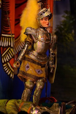 OPERA dei PUPI di Mimmo e Giacomo Cuticchio. Fotografia di Giulio Azzarello ©2020. OPERA dei PUPI di Mimmo e Giacomo Cuticchio. Fotografia di Giulio Azzarello ©2020.