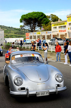 TARGA FLORIO storica in Sicilia. Fotografie di Giulio Azzarello ©2015 2016. TARGA FLORIO storica in Sicilia. Fotografie di Giulio Azzarello ©2015 2016.