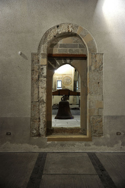 LA SALA DEGLI ARCHI allo Steri di Palermo. Fotografie di Giulio Azzarello &copy;2014.