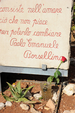 LAPIDE BORSELLINO a Palermo. Fotografie di Giulio Azzarello ©2014.