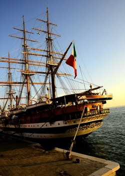 AMERIGO VESPUCCI fotografie di Giulio Azzarello ©2020. AMERIGO VESPUCCI fotografie di Giulio Azzarello ©2020.