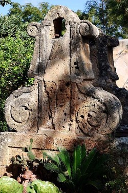 LE VILLE di Bagheria in Sicilia. Fotografie di Giulio Azzarello &copy;2014.