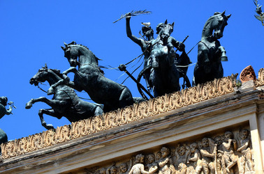 TEATRO Politeama di Palermo. Fotografie di Giulio Azzarello ©2014.