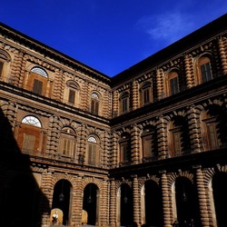 FIRENZE fotografie di Giulio Azzarello &copy;2022.