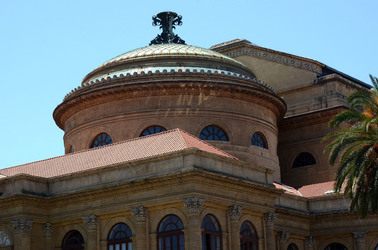 TEATRO Massimo di Palermo visioni panoramiche e particolari. Fotografie di Giulio Azzarello ©2014. TEATRO Massimo di Palermo visioni panoramiche e particolari. Fotografie di Giulio Azzarello ©2014.