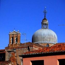 VENEZIA fotografie di Giulio Azzarello &copy;2022.