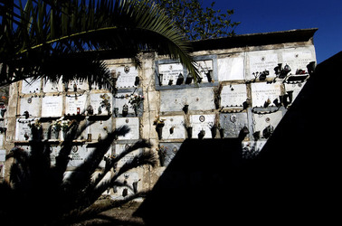 FOTOGRAFIE SPECIALI bianco e nero colore astratto concettuale grafico. Fotografie di Giulio Azzarello &copy;2014.