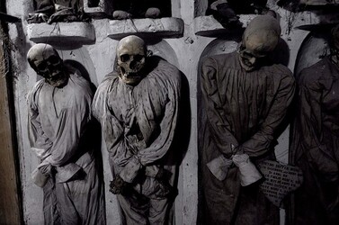 LE CATACOMBE dei cappuccini a Palermo in Sicilia. Fotografie di Giulio Azzarello &copy;2014.