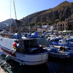MONDELLO. Fotografie di Giulio Azzarello ©2022.