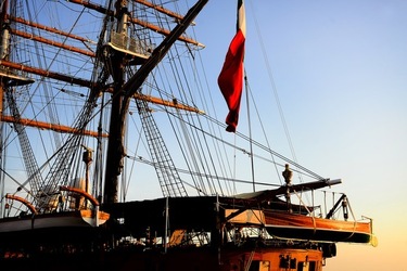 AMERIGO VESPUCCI fotografie di Giulio Azzarello ©2020. AMERIGO VESPUCCI fotografie di Giulio Azzarello ©2020.