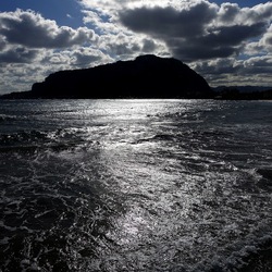 MONDELLO. Fotografe di Giulio Azzarello &copy;2023.