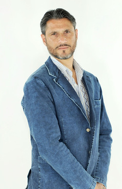 ROBERTO BONURA attore italiano. Fotografie di Giulio Azzarello &copy;2016.