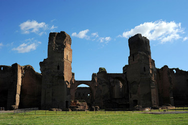 LE TERME DI CARACALLA a Roma visioni panoramiche o particolari. Fotografie di Giulio Azzarello &copy;2014.