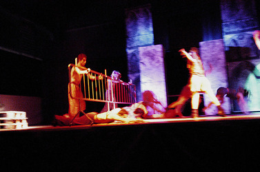 NOTREDAM de PARIS con giovani artisti. Fotografie di Giulio Azzarello ©2014. NOTREDAM de PARIS con giovani artisti. Fotografie di Giulio Azzarello ©2014.