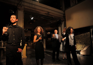 HAROLD PINTER drammaturgo inglese al teatro Candelai di Palermo. Fotografie di Giulio Azzarello ©2014. HAROLD PINTER drammaturgo inglese al teatro Candelai di Palermo. Fotografie di Giulio Azzarello ©2014.