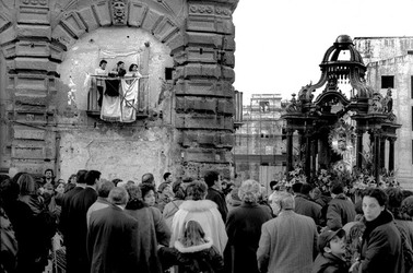 FOTOGRAFIE SPECIALI bianco e nero colore astratto concettuale grafico. Fotografie di Giulio Azzarello &copy;2014.