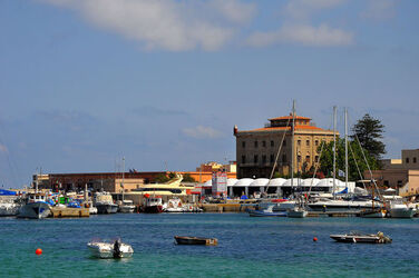 LA TONNARA FLORIO di Favignana in Sicilia. Fotografie di Giulio Azzarello &copy;2014.