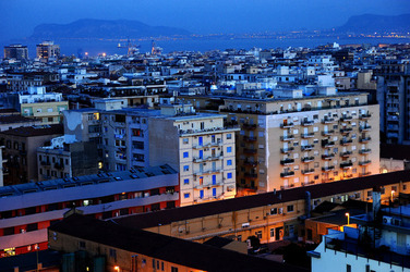 PALERMO metropoli. Fotografie di Giulio Azzarello ©2016. PALERMO metropoli. Fotografie di Giulio Azzarello ©2016.