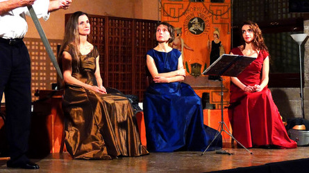 CARLO MAGNO spettacolo epico di e con Mimmo Cuticchio. Fotografie di Giulio Azzarello &copy;2014.