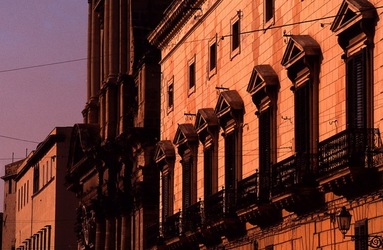 KALSA fotografie di Giulio Azzarello &copy;2020.