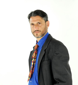 ROBERTO BONURA attore italiano. Fotografie di Giulio Azzarello &copy;2016.