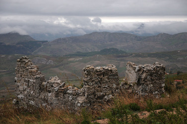 CIMINNA in Sicilia. Fotografie di Giulio Azzarello ©2014. CIMINNA in Sicilia. Fotografie di Giulio Azzarello ©2014.