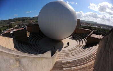 LA CHIESA MADRE a Gibellina nel Belice in Sicilia. Fotografie di Giulio Azzarello &copy;2014.