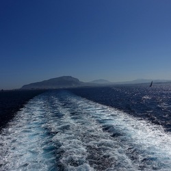 FAVIGNANA. Fotografie di Giulio Azzarello &copy;2022.