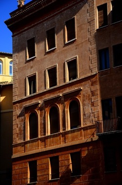 PIAZZA NAVONA Roma. Fotografie di Giulio Azzarello ©2020. PIAZZA NAVONA Roma. Fotografie di Giulio Azzarello ©2020.