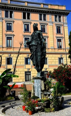 VENEZIA giugno 2018. Fotografie di Giulio Azzarello ©2018. VENEZIA giugno 2018. Fotografie di Giulio Azzarello ©2018.